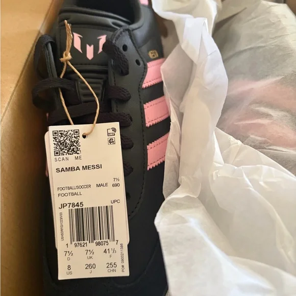 Adidas Unisex Black and Pink Samba Messi JP7845 - Picture 9 of 9